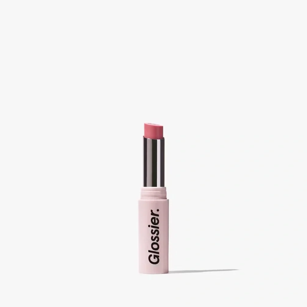 💄 NWT -Glossier Ultralip Lipstick in Portrait Color Pink